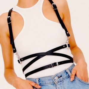 ✨NWOT Harness✨